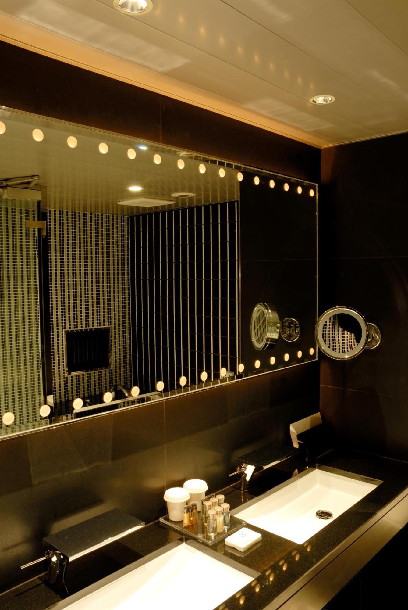 Hotel The Glanz Токио Экстерьер фото